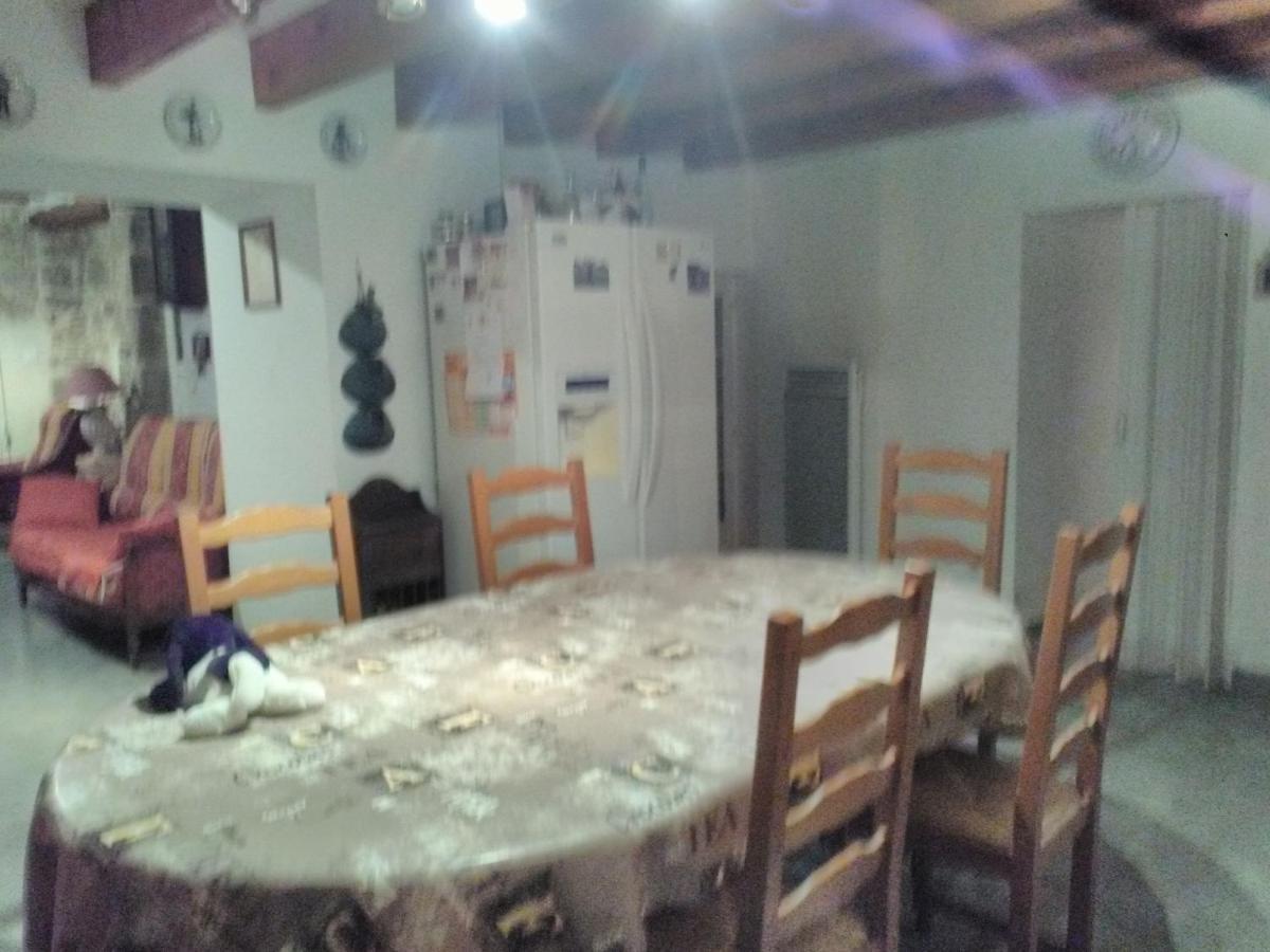 Saint-Salvy-de-la-Balme Gite Le Coumis 1370 מראה חיצוני תמונה